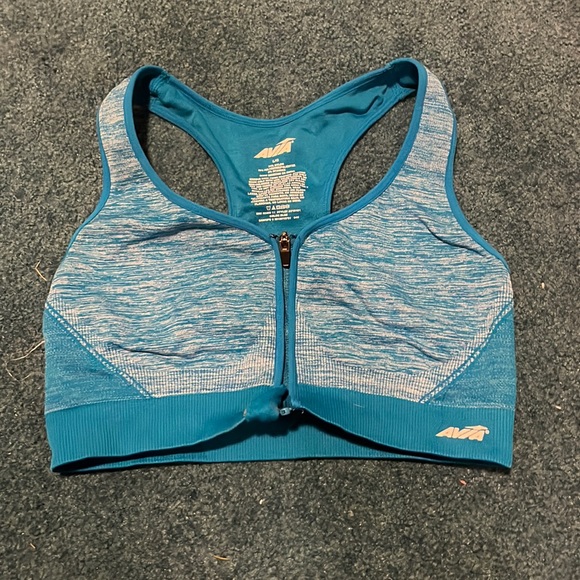 Avia - Picture 1 of 1